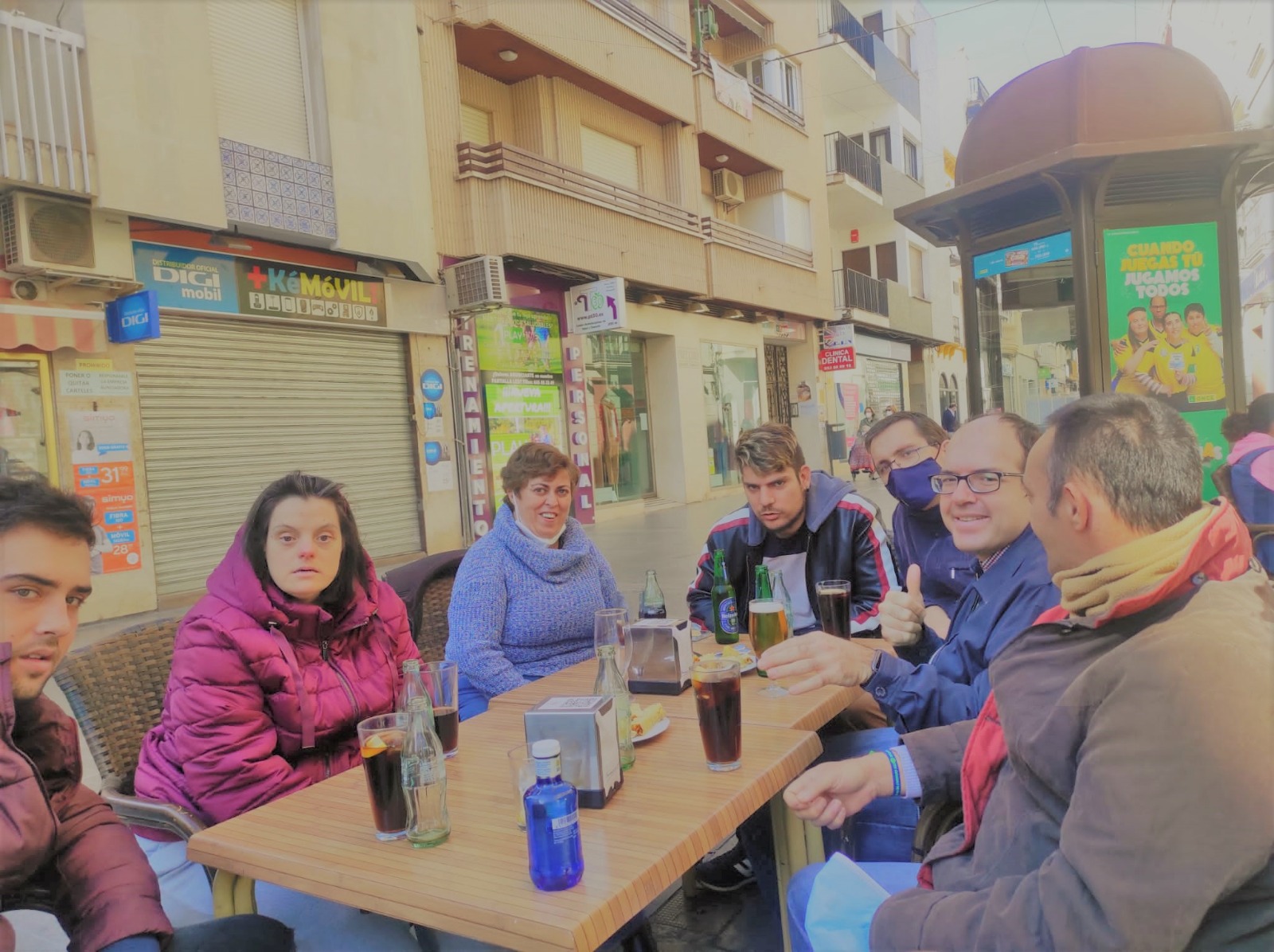 SALIMOS DE TAPAS