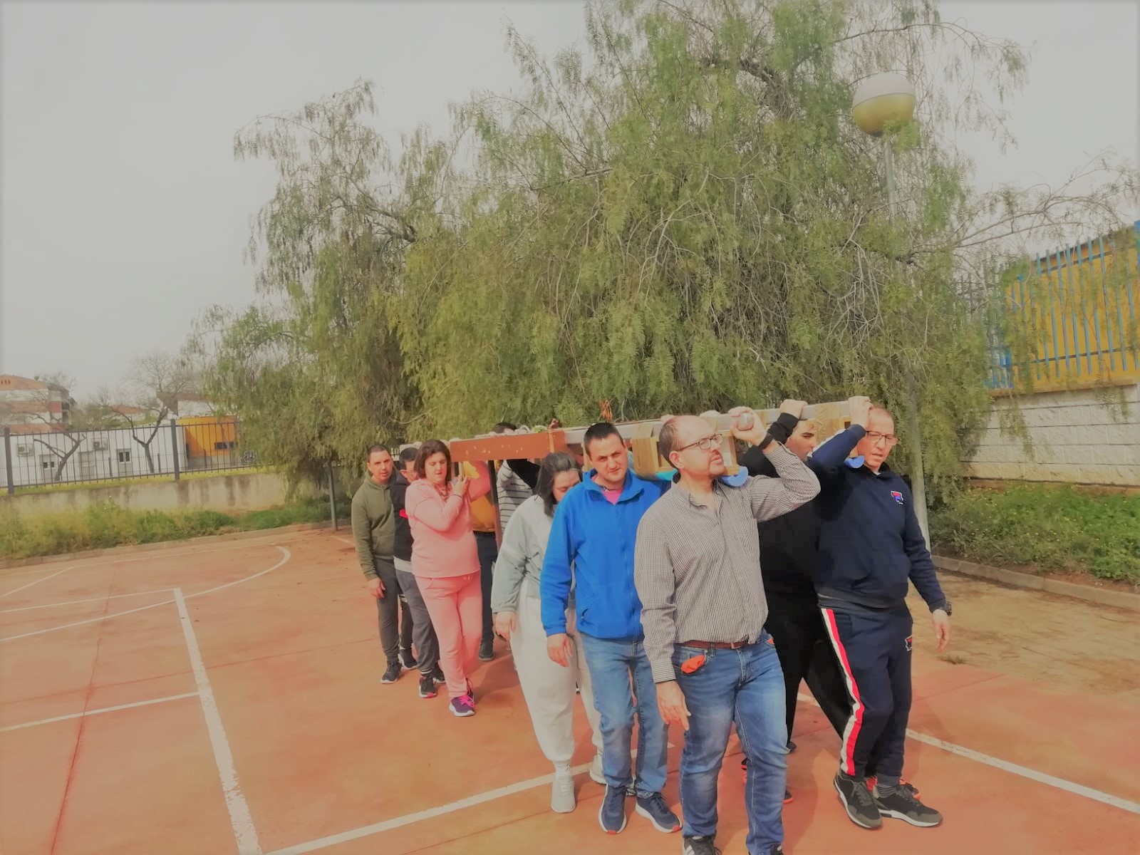 SEMANA SANTA ENTREPINARES