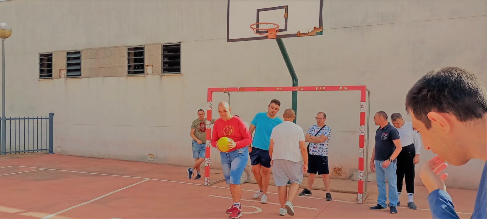 ACTIVIDAD FÍSICA Y SALUD