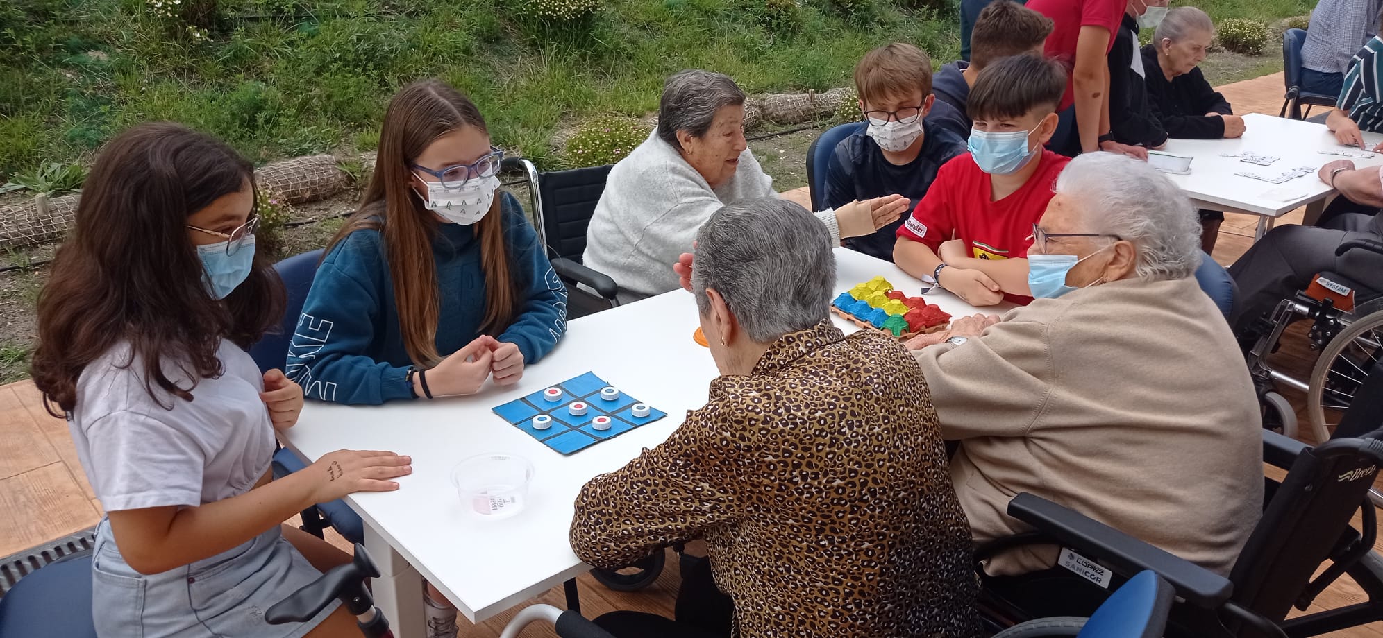 ACTIVIDAD INTERGENERACIONAL CON ALUMN@S DE IES SANTA TERESA.