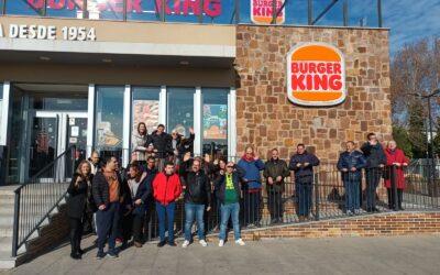 VISITA AL CINE Y COMIDA EN EL BURGER KING