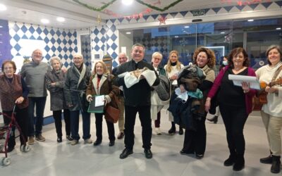 VISITA DE D. JULIO SEGURA, PÁRROCO DE LA PARROQUIA PADRE POVEDA DE JAÉN