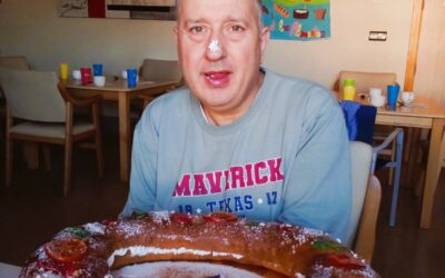 DISFRUTANDO DEL ROSCÓN DE REYES