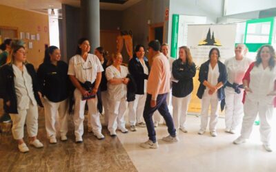 VISITA A NUESTRO CENTRO DEL CURSO DE ATENCION SOCIOSANITARIA A PERSONAS DEPENDIENTES EN INSTITUCIONES SOCIALES